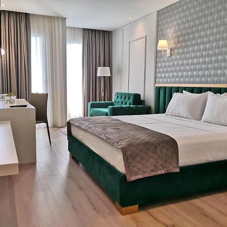 Iliad Hotel Durrës Exteriér fotografie