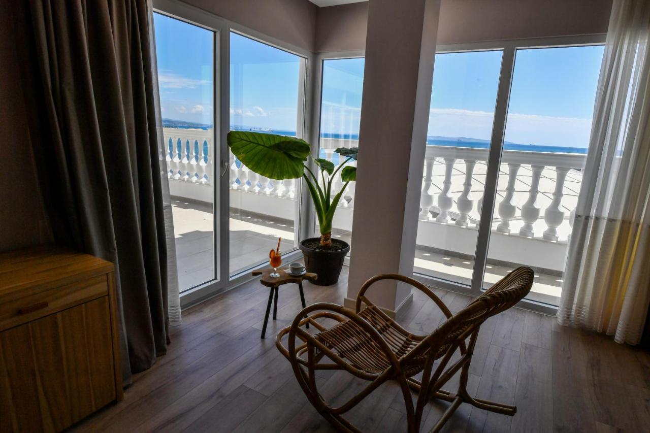 Iliad Hotel Durrës Exteriér fotografie